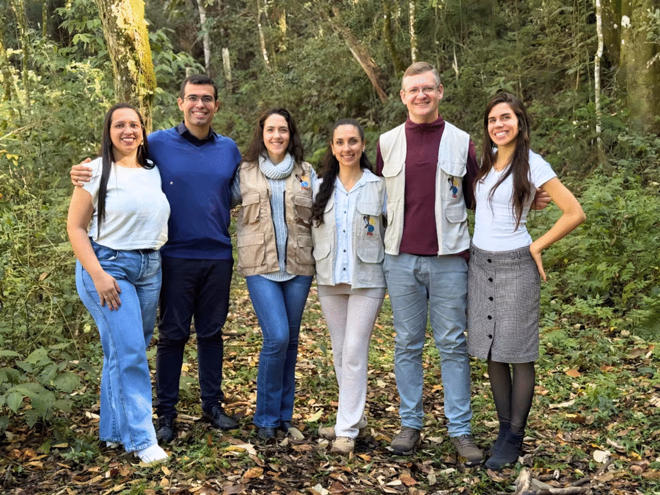 Foto oficial da equipe de voluntários da Asoprovida Brasil